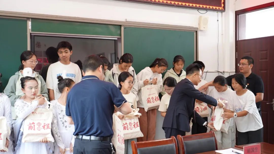 1755225194174046.jpg 640 (10).jpg